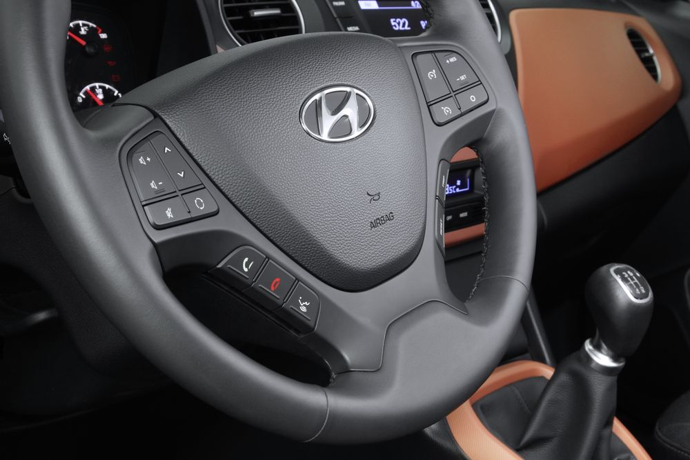 Hyundai i10 2014 (второе поколение) — интерьер, фото 2